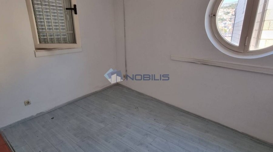 Dubrovnik, Batala, p. prostor/stan - 47m2, 2.kat, lift - 7