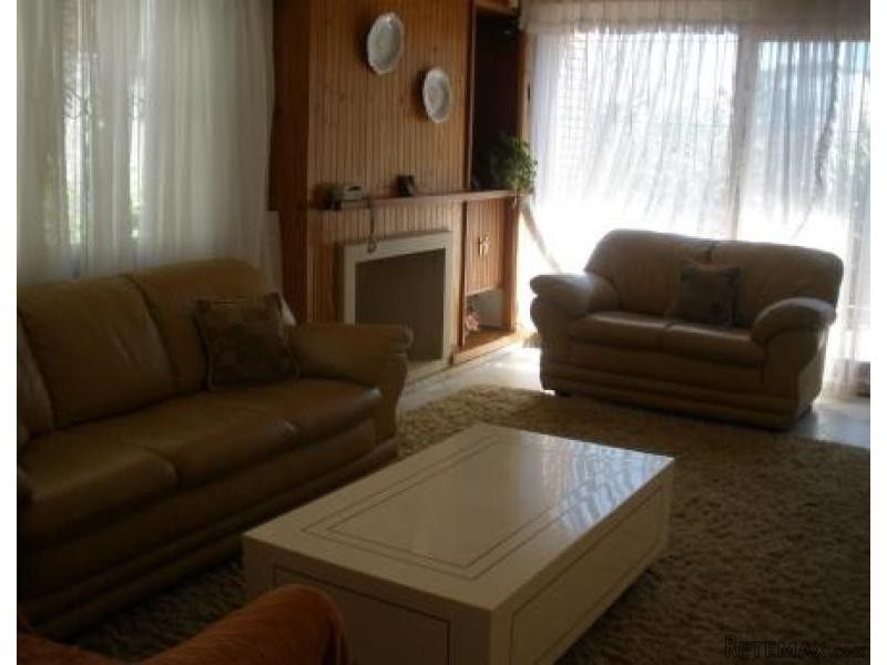 4 Bedroom House - For Rent - Mansa - 2