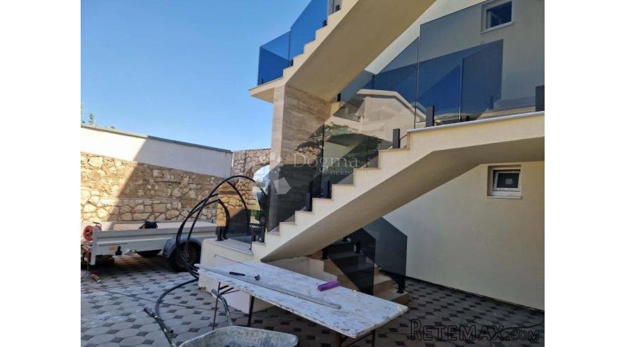 PAG - APARTMAN A3 38,82 M2 - 60 M OD PLAŽE - 2