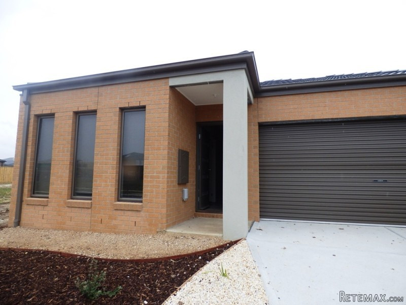 Lovely, Spacious 4 Bedroom Home in Top..