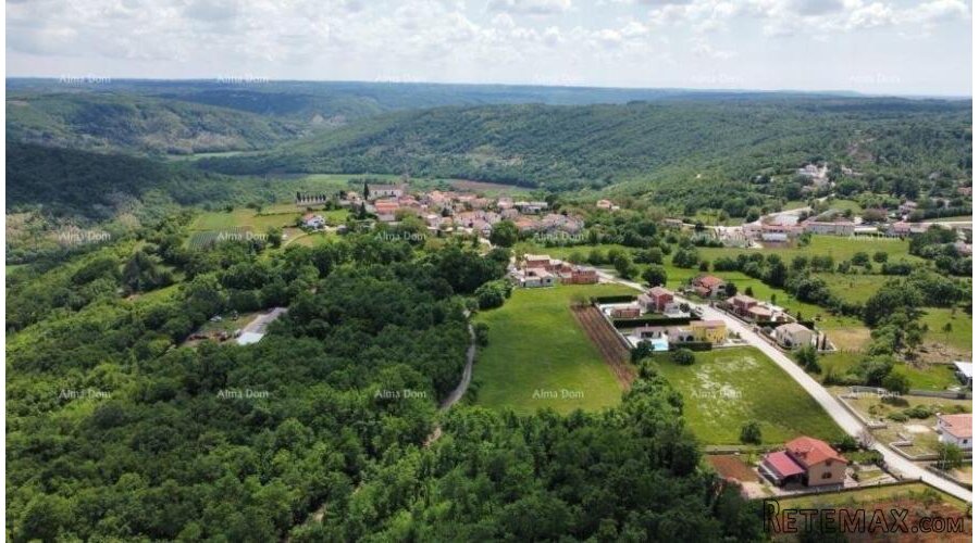 Prodaje se građevinsko zemljište 1246 m2, Tinjan