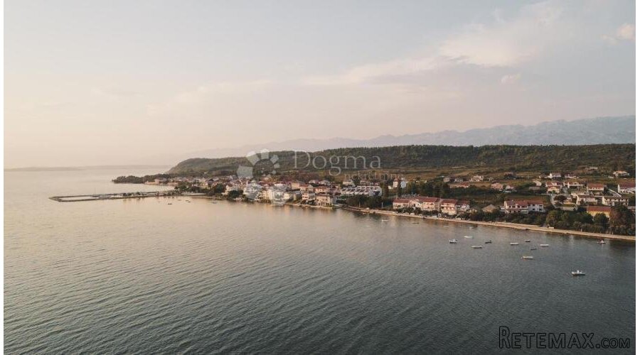 PRODAJE SE GRAĐEVINSKO ZEMLJIŠTE U LJUBAČU/RAŽANAC - 2