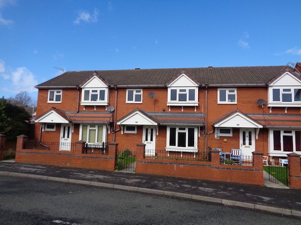 3 bedroom terraced house for rent in.. - 2