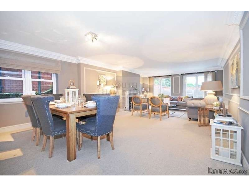 2 Hampstead Heights