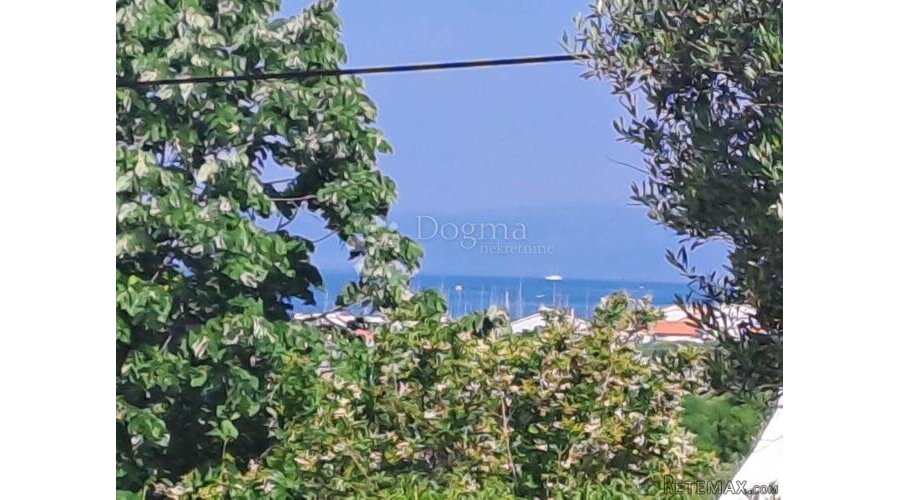 Supetarska Draga - građevinski teren od 630m2
