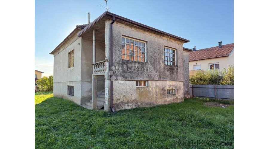 Zemljište s objektima – samo 45,74 €/m²!!