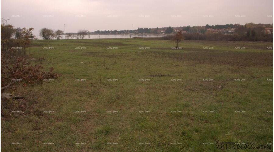 Prodaje se građevinsko zemljište, okolica Novigrada. - 4