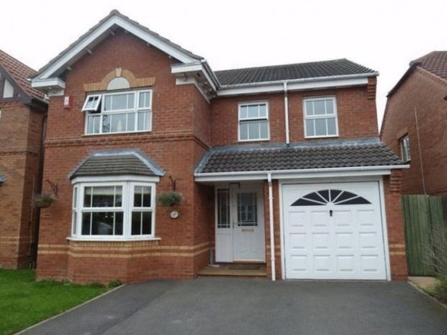4 Bed House To Let in Birmingham - 2