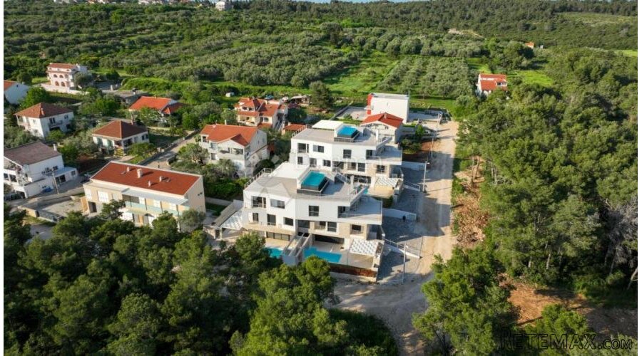 Raskošan penthaus s bazenom, 100 m od mora - 3