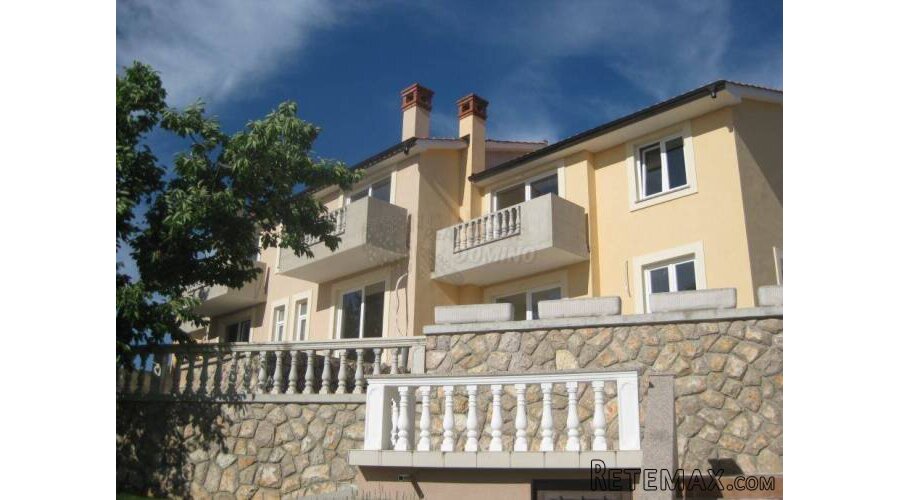Kuća s 2 apartmana, okolica Malinske! - 2