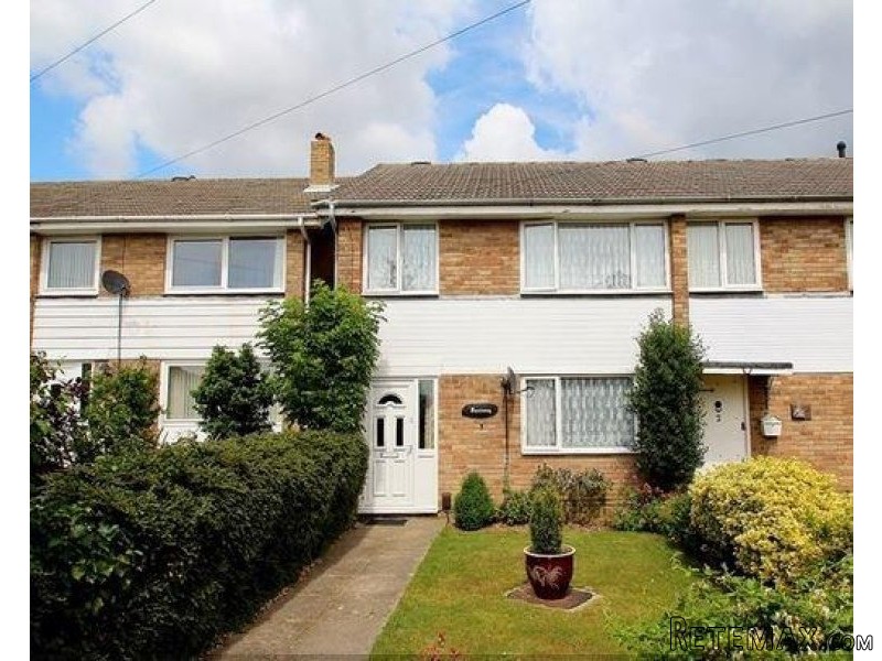 3 bedroom Property For Rent: Lovatt..