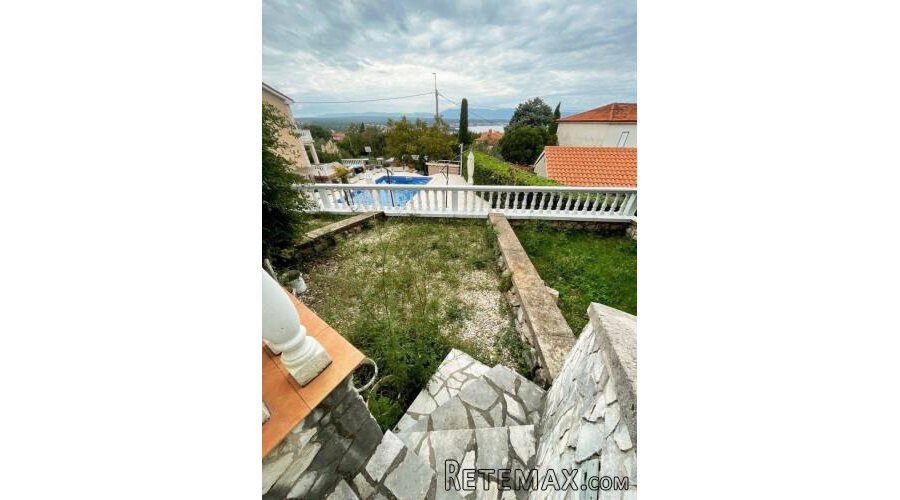 Kuća s 2 apartmana, okolica Malinske! - 3