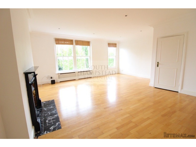 Flat 4, 99 Canfield Gardens - 2