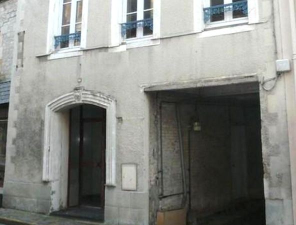 Maison / Villa - Maison De Ville..