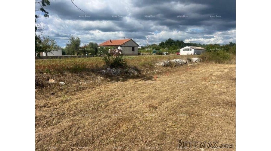 Prodaje se građevinska parcela, 520 m2, Svetvinčenat - 2