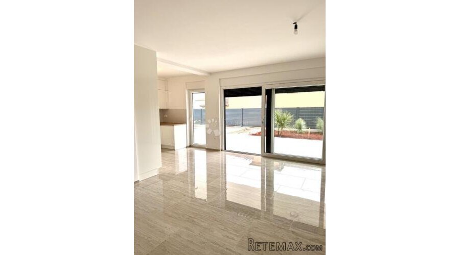 NOVIGRAD – OAZA MIRA S PRIVATNIM BAZENOM - 2