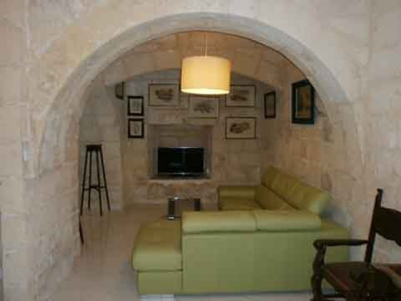 Hse. Of Char. Townhouse, Expertly.. - 2