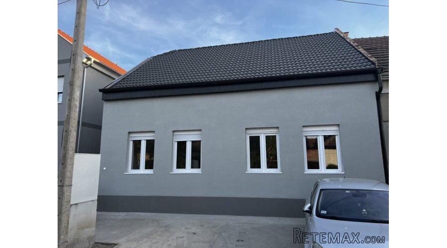 Prodajem kucu u centru Zrenjanina - 10