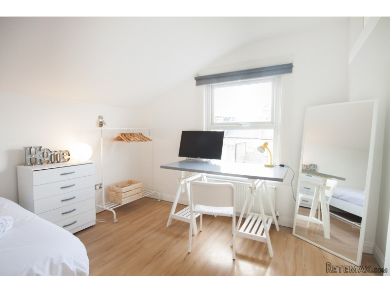 Franciscan 294 Bed & Breakfast Double.. - 2
