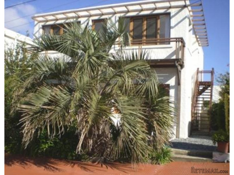 4 Bedroom House - For Rent - Peninsula