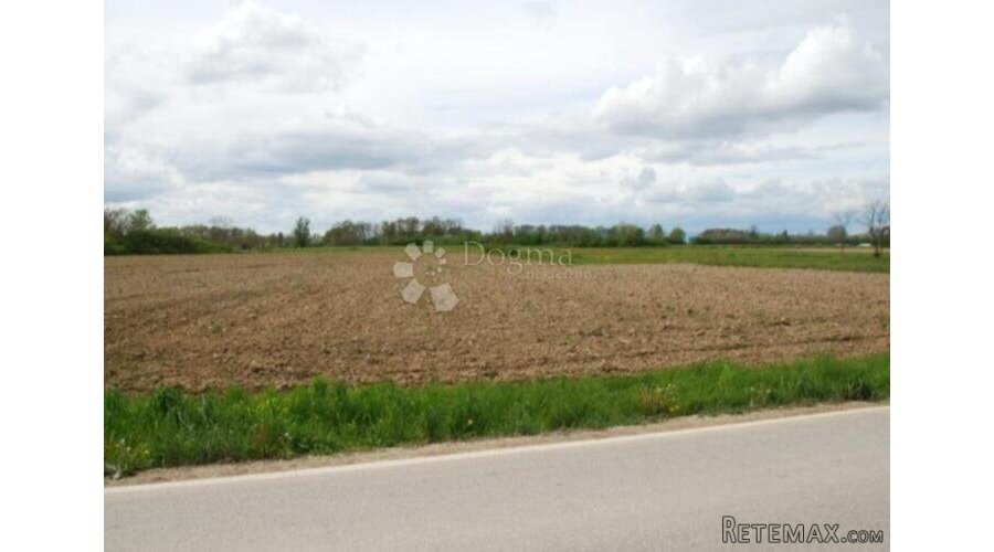 Građevinsko zemljište Ivanić-Grad, 32000m2, pogodno za solar - 2