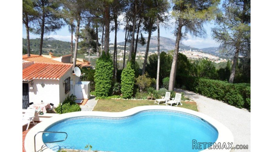 Charming country residence, with separate guest house, on a.. - 2