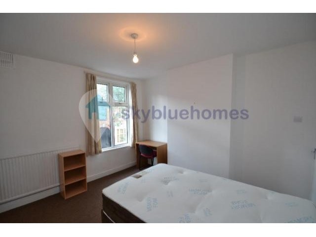 House - STUDENT LET 2015/2016. A 4 bed.. - 2