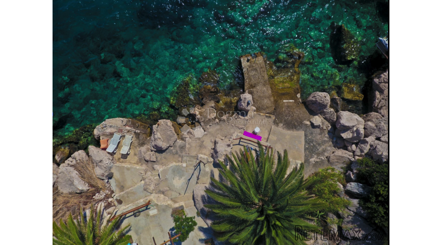 OTOK HVAR – Kuća s privatnim vezom prvi red do mora - 3