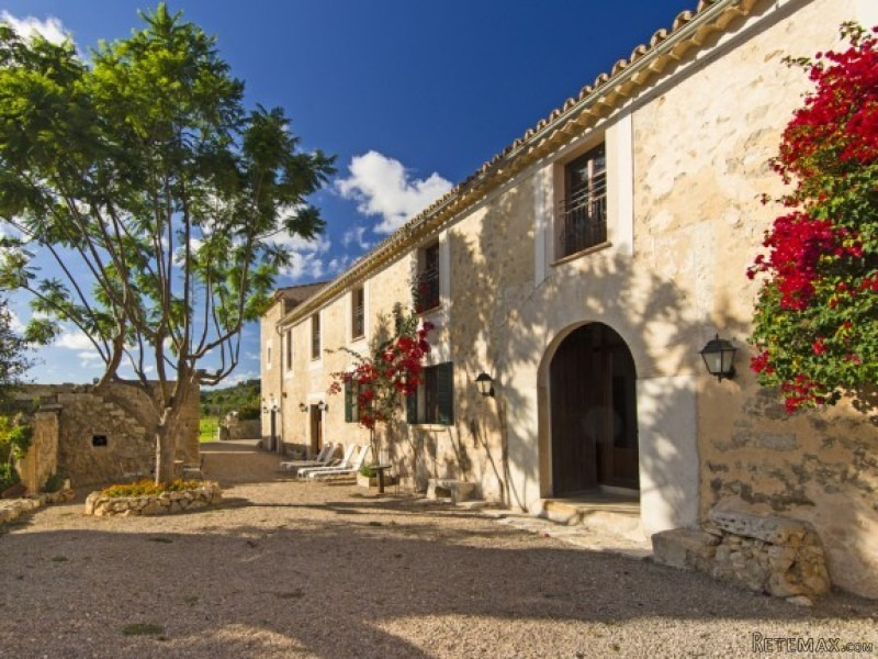 Modernized Xvii Century Stone Country..
