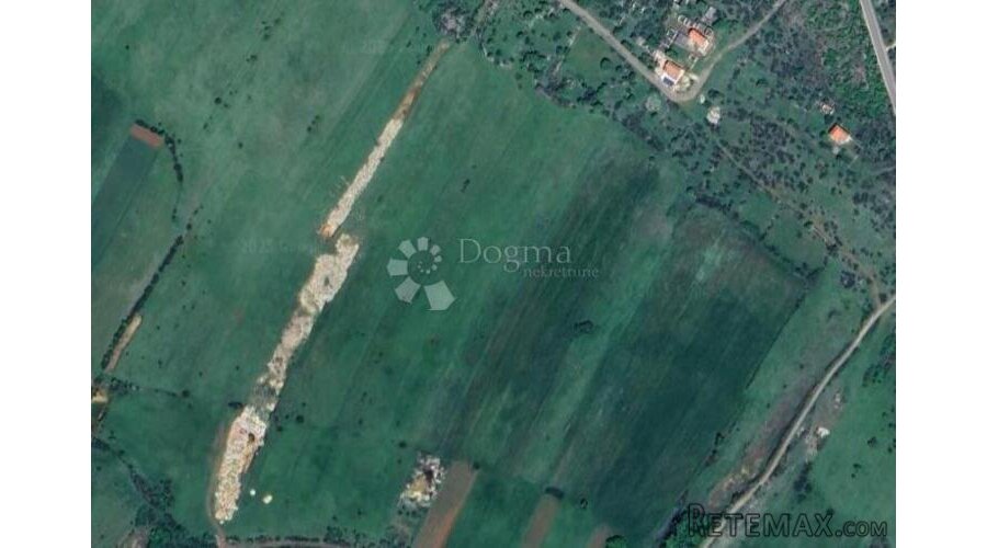 Poljoprivredno zemljište 7037m2, Dragišići – Investicija - 2
