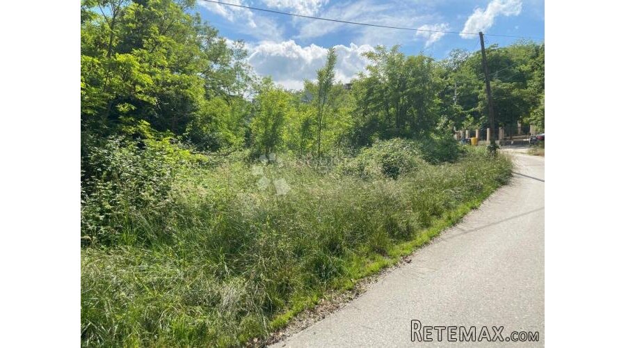 GRAĐEVINSKO ZEMLJIŠTE - ODLIČNA LOKACIJA U MIRNOM DJELU - 3