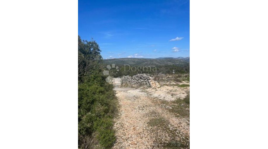Poljoprivredno zemljište 9050 m2- Sevid - 3