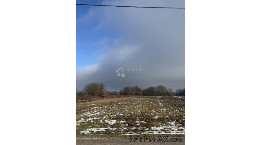 Idealna prilika: zemljište 2.316 m² s građevinskom zonom