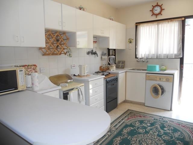 Two bedroom townhouse for rent.. - 2