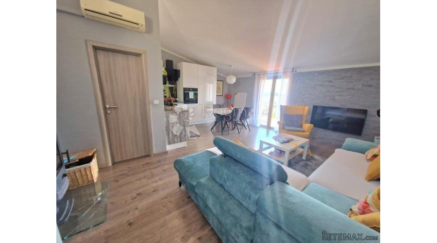 RIJETKOST U PONUDI! APARTMANSKA KUĆA S MASLINIKOM NA IZNIMN - 3