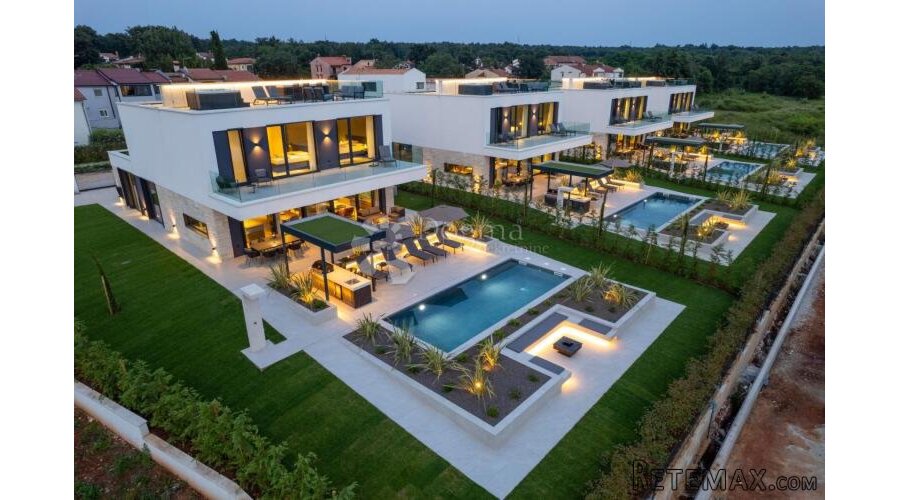 RASKOŠNA VILLA KOJA ISPUNJAVA NAJZAHTJEVNIJE ZAHTJEVE