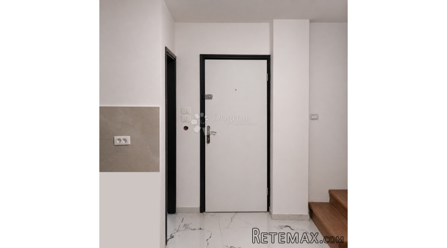INVESTICIJA U CENTRU ŽMINJA: 3 STANA, RENOVIRANO, U NAJMU! - 2