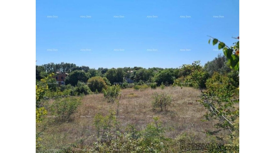 Prodaja građevinskog zemljišta površine 2330 m2, blizu Pe.. - 2