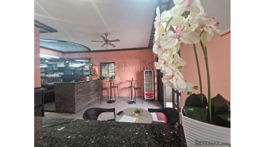 CAFFE-TAPAS BAR - DUGOROČNI ZAKUP