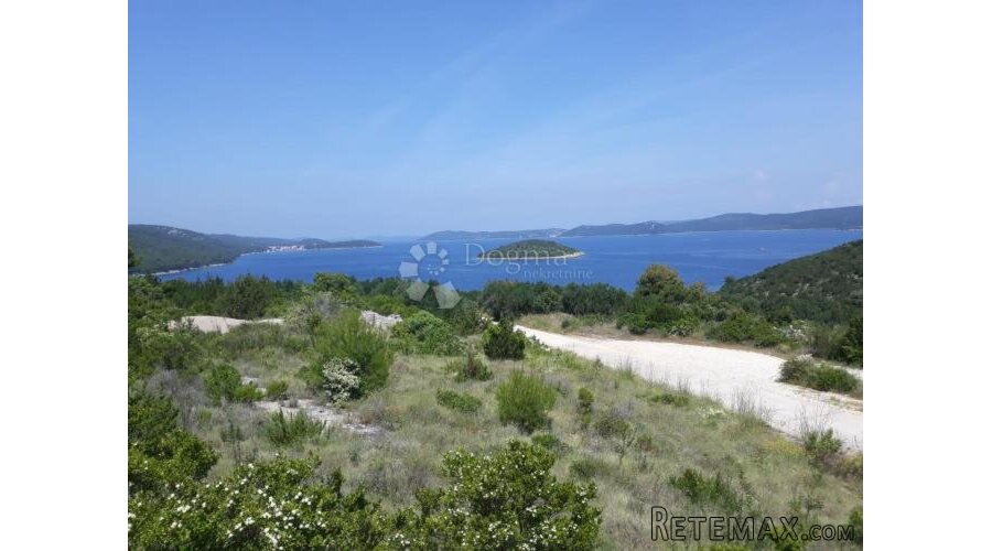 DUGI OTOK - GRAĐEVINSKO ZEMLJIŠTE S POGLEDOM NA MORE 1633m2