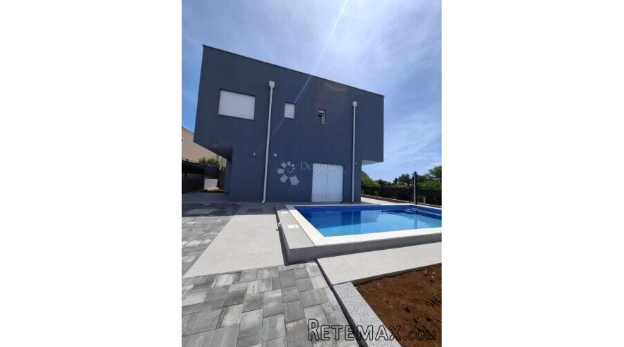 Moderna vila sa bazenom - 2