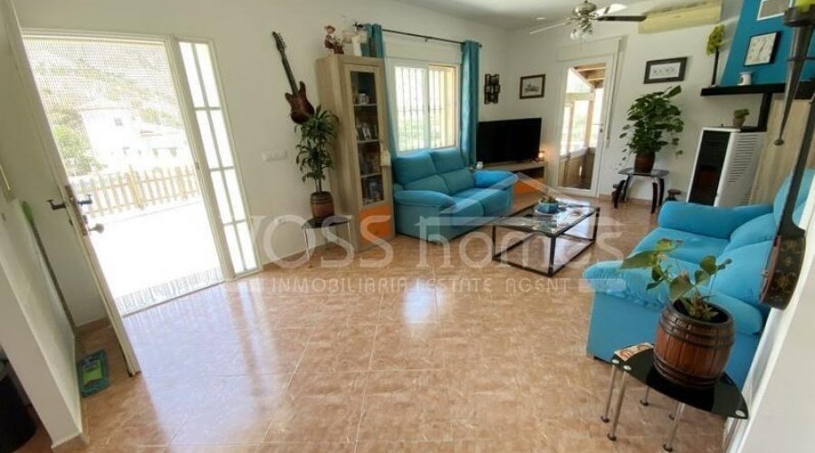 NEW LISTING TO VOSS HOMES - A lovingly maintained &.. - 4
