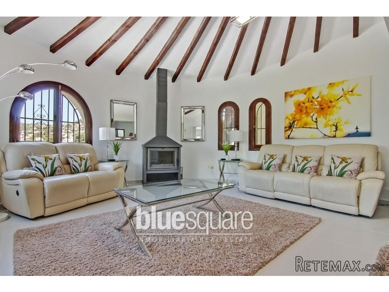 Exclusive 4-bedroom villa in sought.. - 2