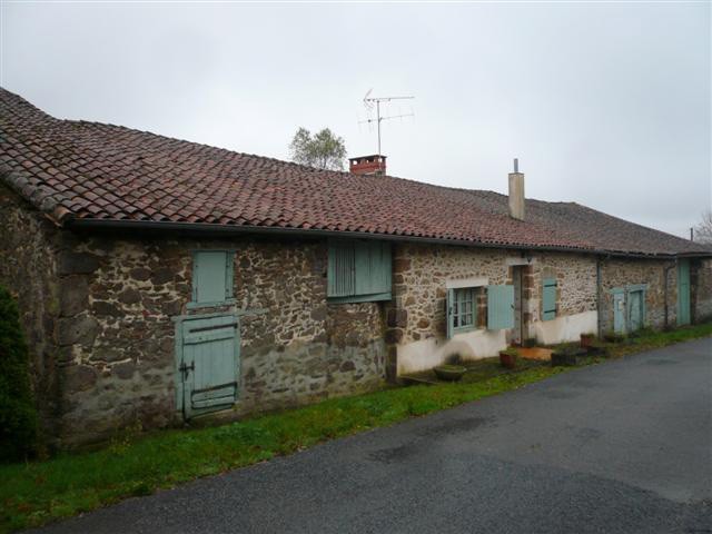 Cottage With Barn In The Charente