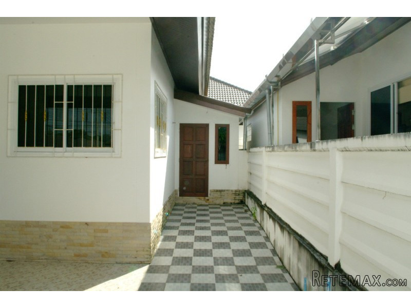 New 3-Bedroom Corner House near.. - 2