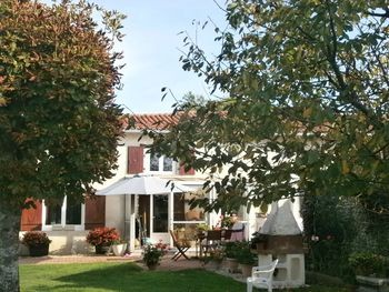 Beatiful charentais' House With Garden.. - 2
