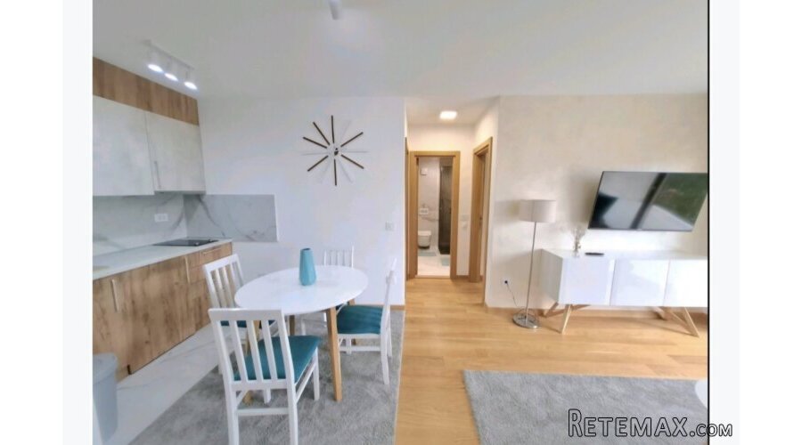 Stan na Zlatiboru , 50m od Mone , 3.0 , parking - 4