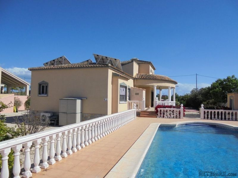 4 Bedrooms - Finca - Alicante - For Sale - 2