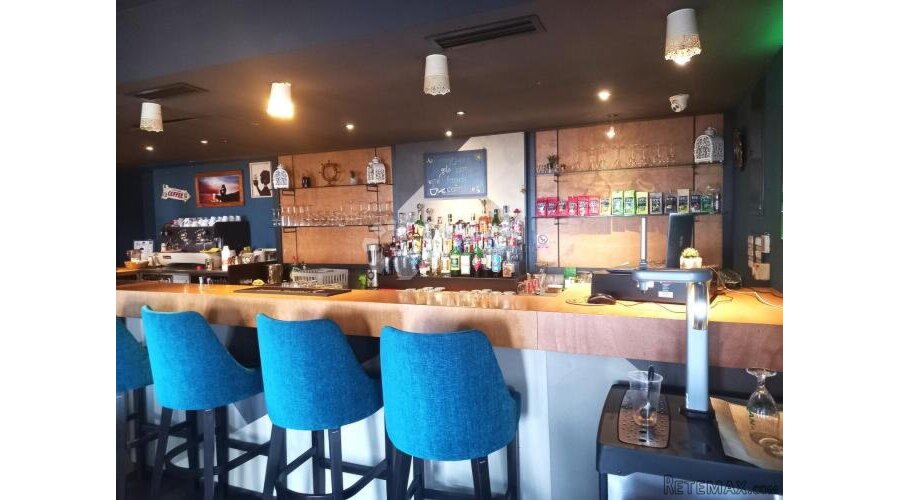 Uhodan Caffe bar na odličnoj lokaciji - 3