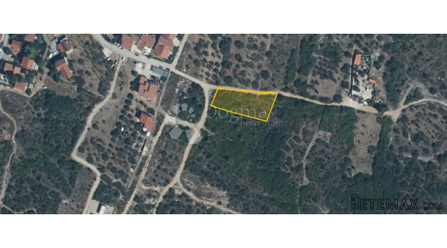Atraktivno zemljište Vodice-Tribunj - 2